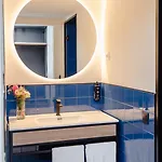 Hostel Latroupe La Granja Bilbao