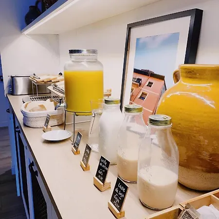 Latroupe La Granja Auberge de jeunesse *