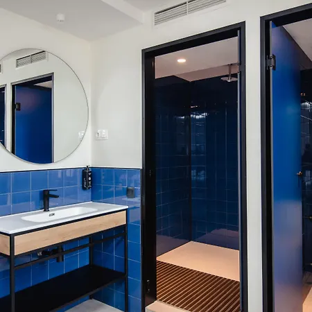 Latroupe La Granja *