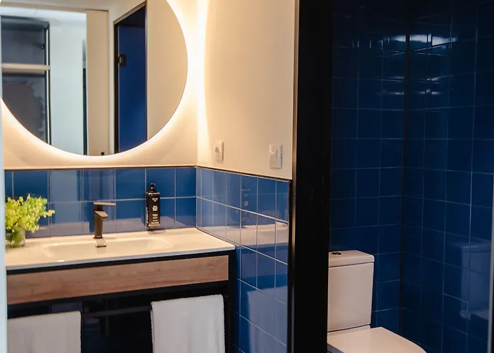 Hostal Latroupe La Granja Bilbao