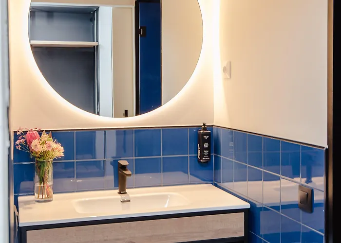 Hostal Latroupe La Granja Bilbao