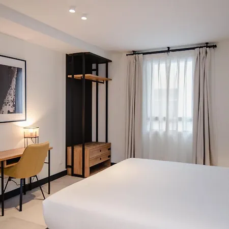 Latroupe La Granja بلباو