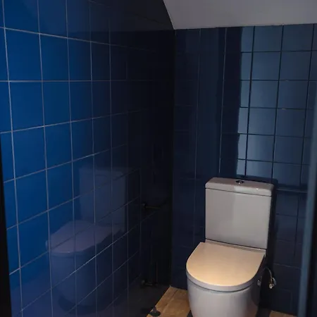 Latroupe La Granja Hostel