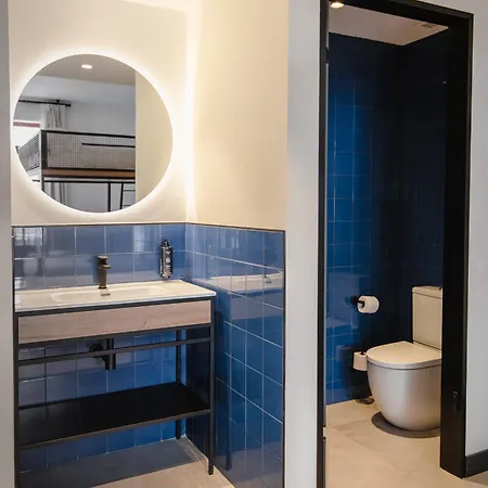 Latroupe La Granja Hostel