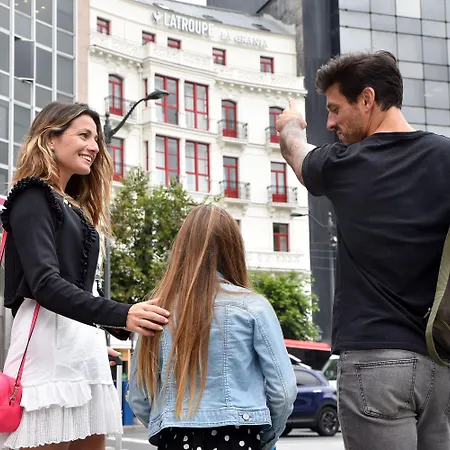 Latroupe La Granja بلباو