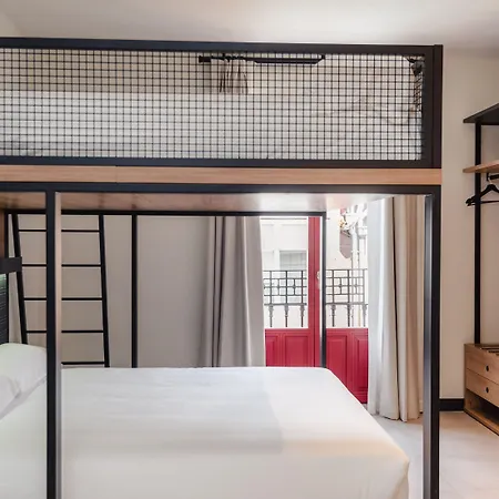 Latroupe La Granja بيت شباب بلباو